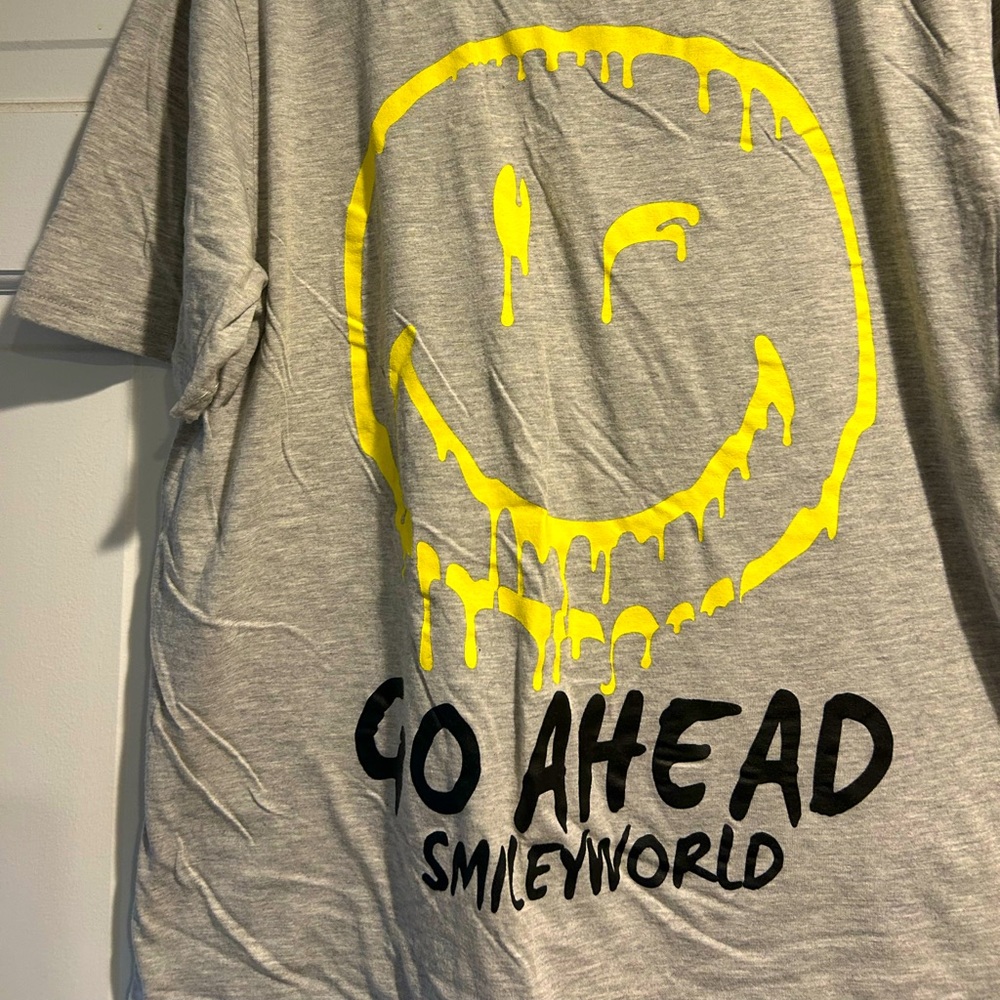 Drippy Smiley Tshirt